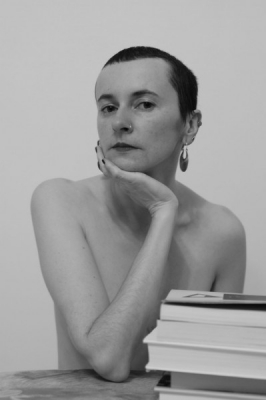 Obrázek pro Iryna Zahladko: Hádat se v češtině
