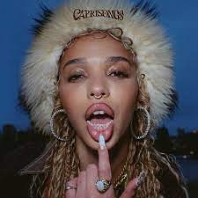 Obrázek pro FKA Twigs - Caprisongs (LP GLOW IN THE DARK)