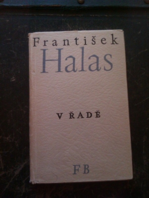 Obrázek pro Halas František - V řadě