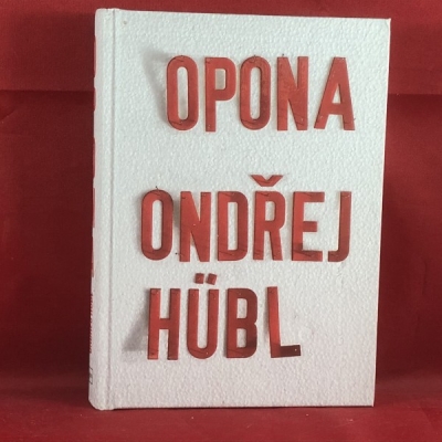 Obrázek pro Hübl Ondřej - Opona