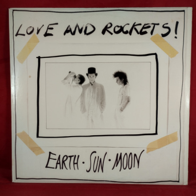 Obrázek pro Love and Rockets - Earth Sun Moon
