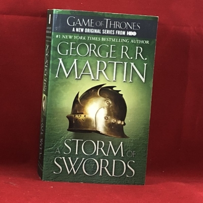 Obrázek pro Martin G. R. R. - Storm of swords (Game of thrones)