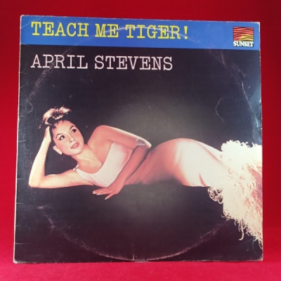 Obrázek pro Stevens April - Tech Me Tiger